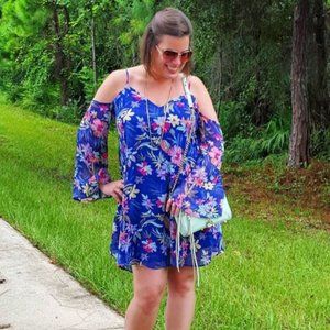 Floral Cold Shoulder dress, L